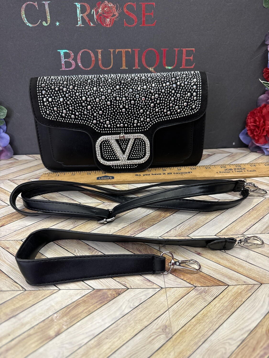 Hq quality. Black bling with 2 straps