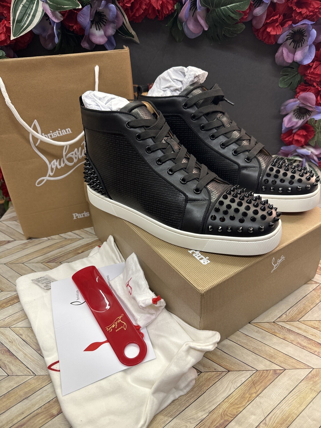 A1 quality- men leather size 44 😍