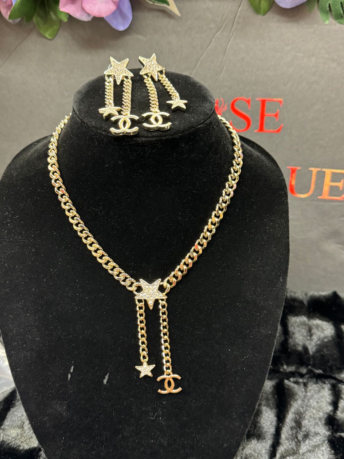 A1 quality- necklace and earring set