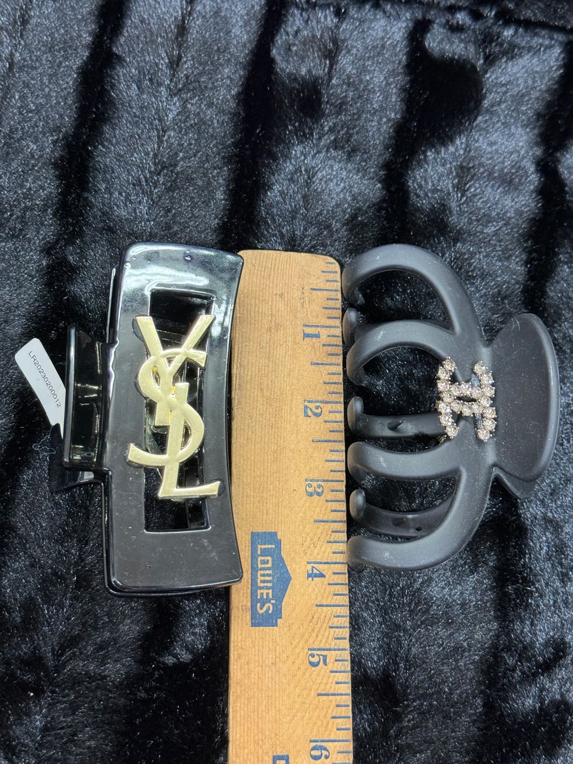 Large size hair clips