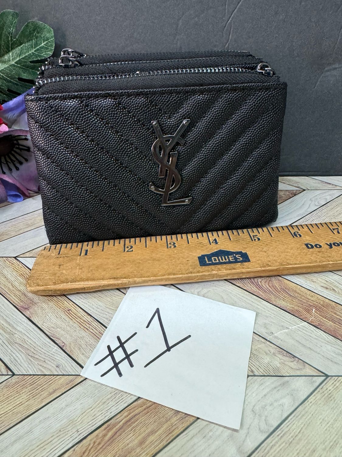 Hq Large Coin Pouch