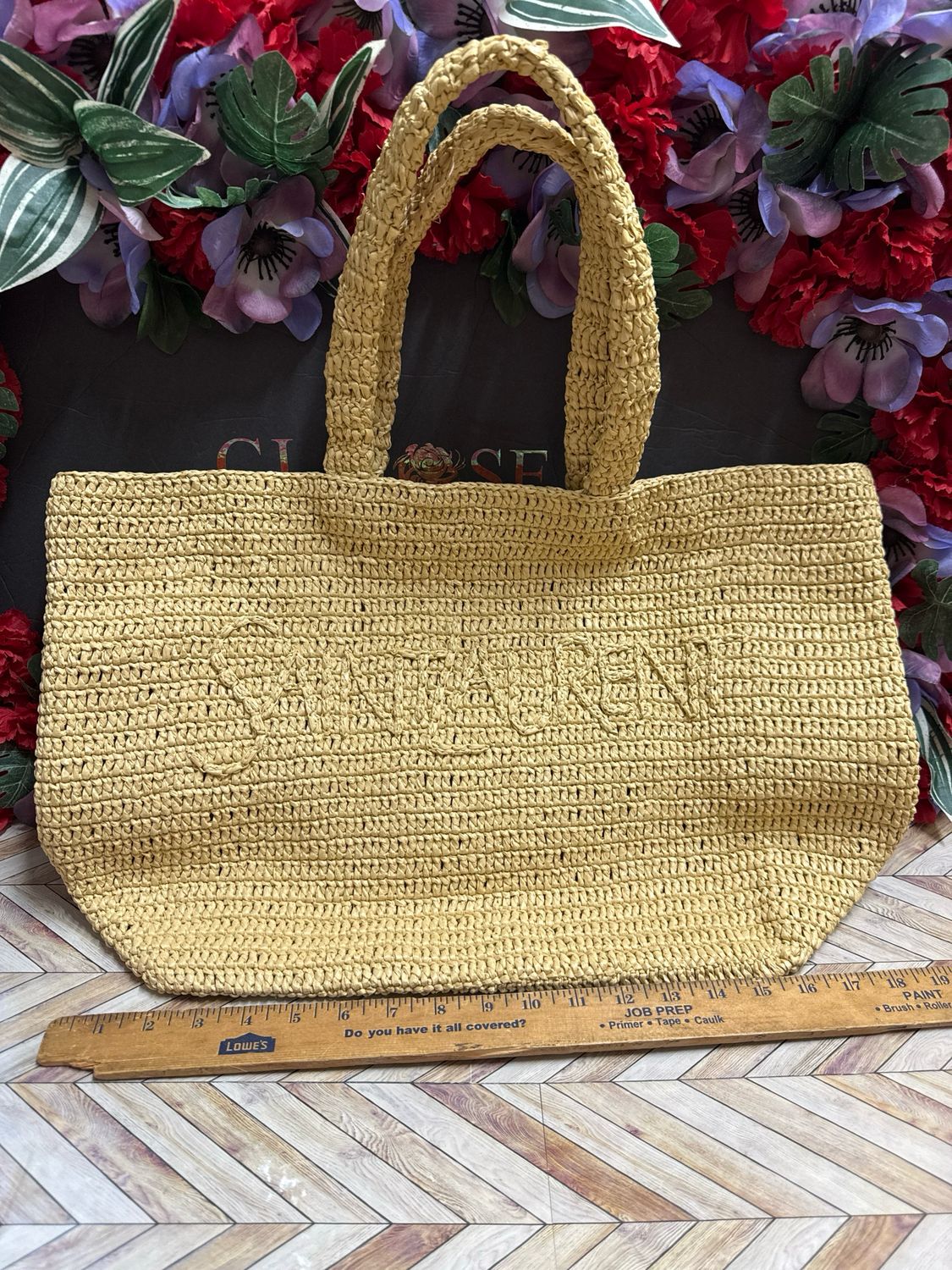 A1 Quality Raffia Material. heavy weight, no box