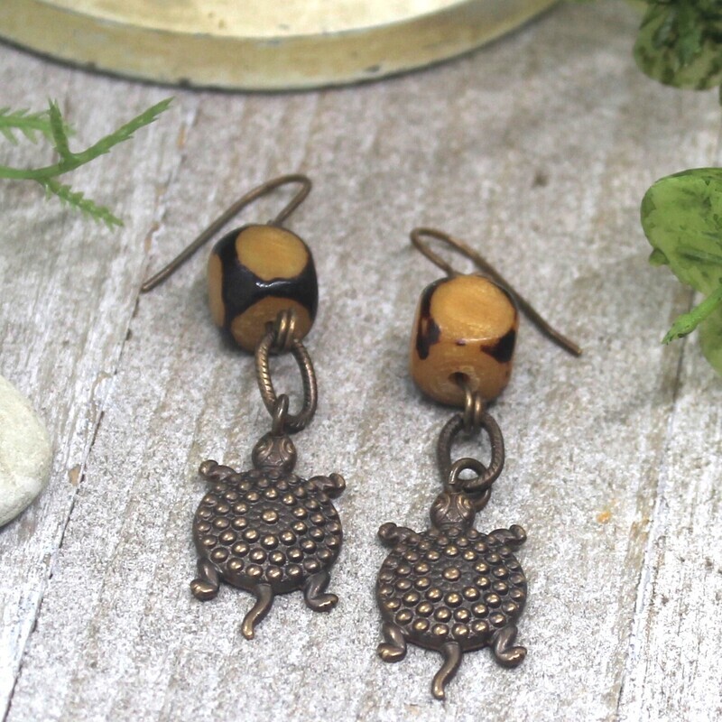*Teagan* Turtles and Taguas Earrings