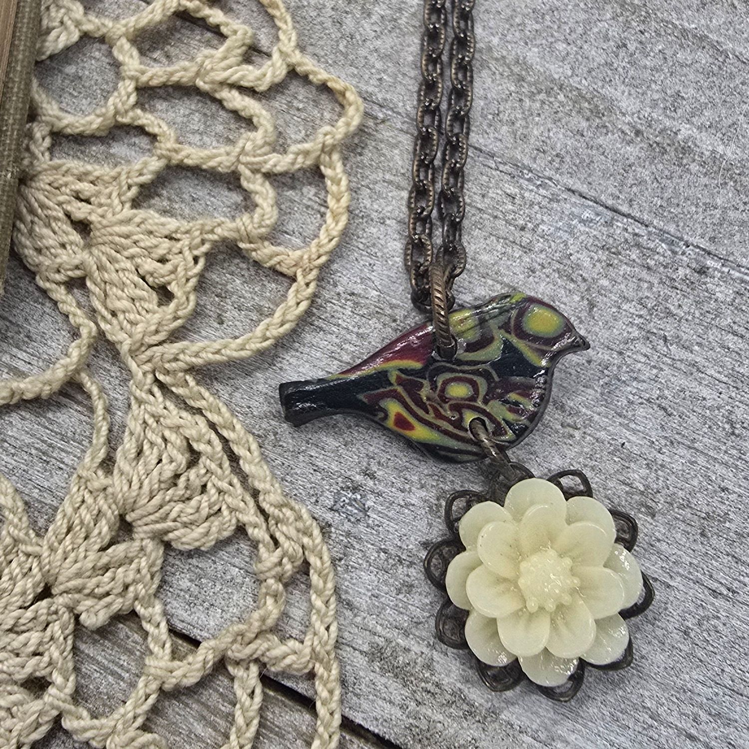 *Buzzie* Birdie and the Blossom Necklace