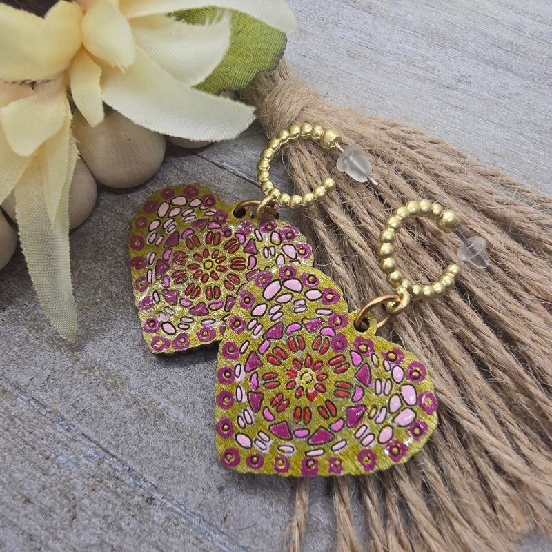 *Tricia* Tender Heart Earrings