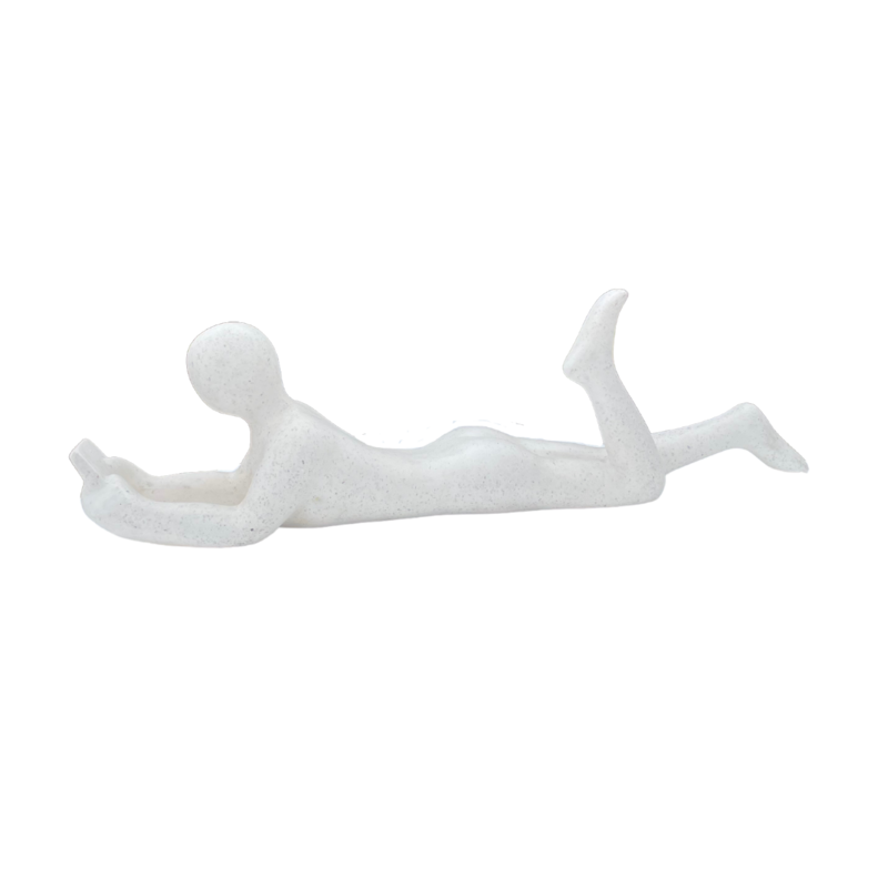 READER STATUE