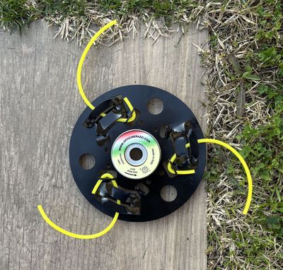 THREE G-CUT R