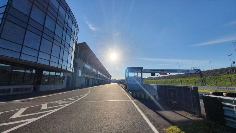 Oschersleben 09.-10. Juni 2025 Mo/Di 2 Tage Renn.- Kurventraining