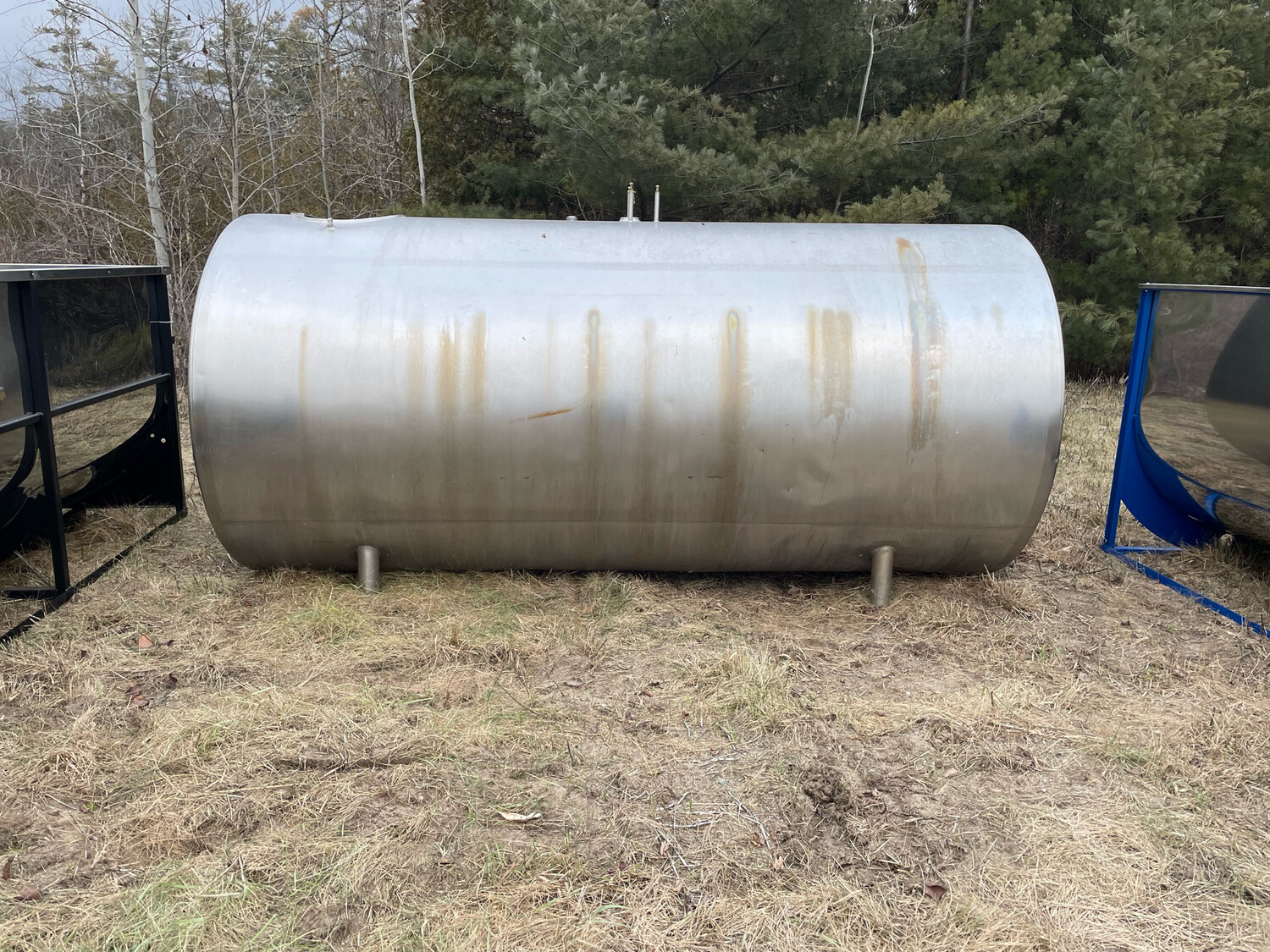 Used Bulk Tank 1250 126&quot; L x 5&#39; H x 58&quot; W