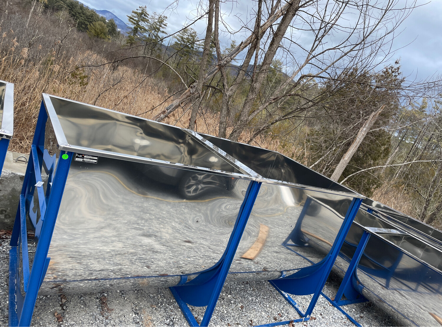H20 700 gallon SS Tank w/elevated frame 4x8x51&quot;