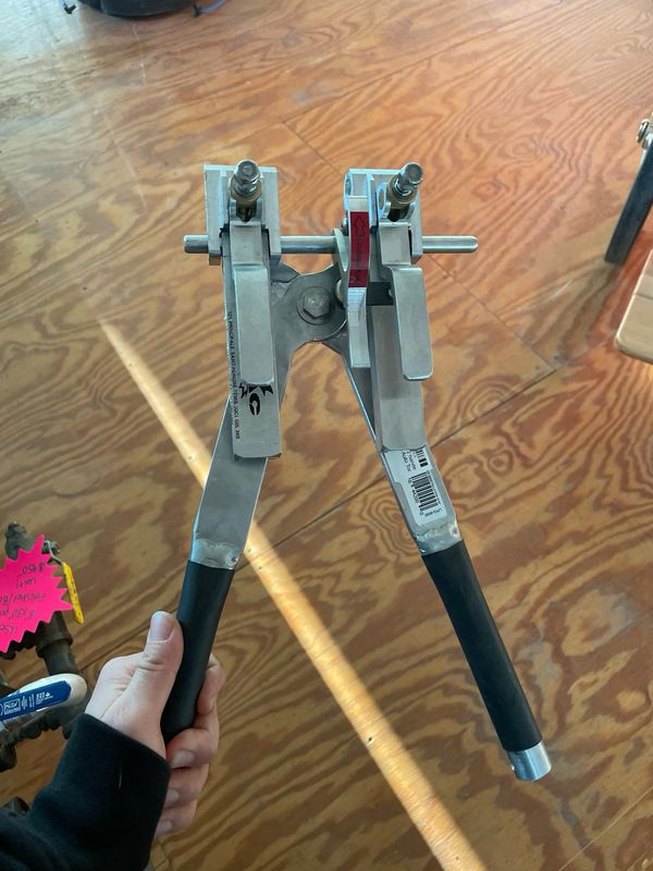 Loac 2 handed 5/16 Auto Tool