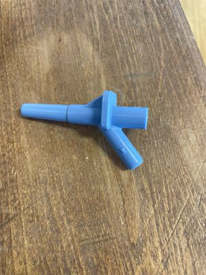 Lapierre 1/4" Blue Y Spout (100/bag)