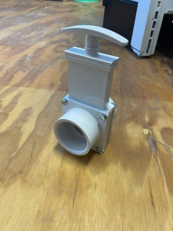 1 1/2 PVC Gate Valve