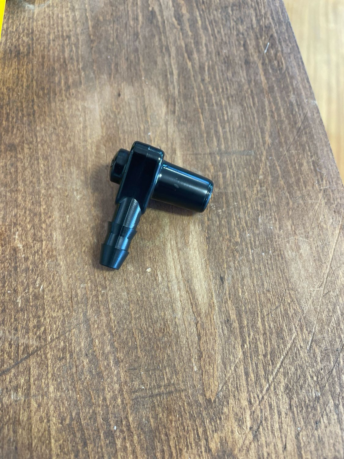 Leader 7/16 Stubby Spout (100/Bag)