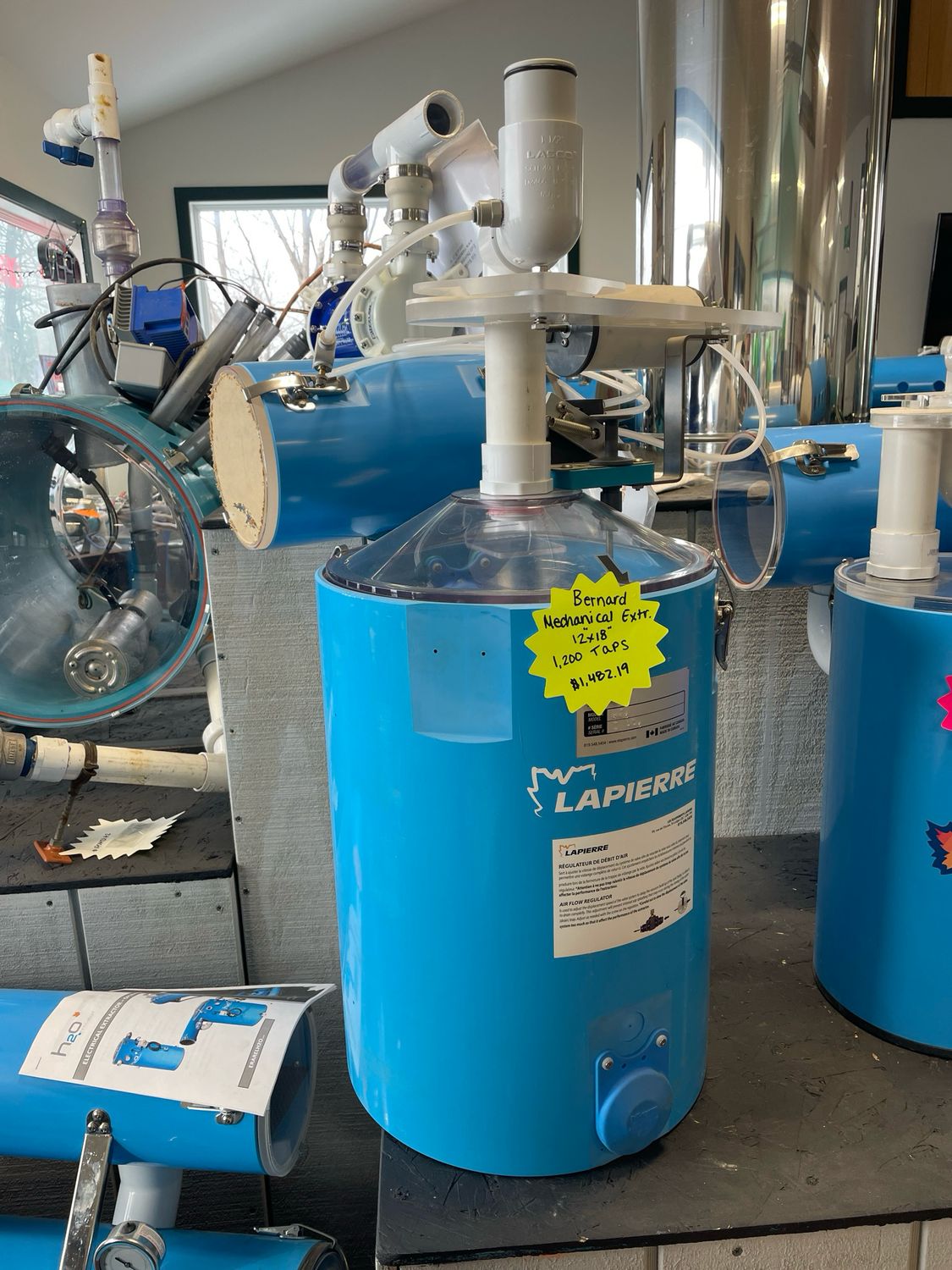 Bernard 12 x 18 Mechanical Extractor