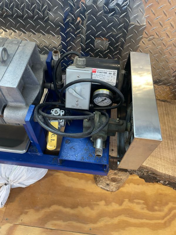 Used 7&quot; Wes Fab Full bank Filter Press w/Gear Pump