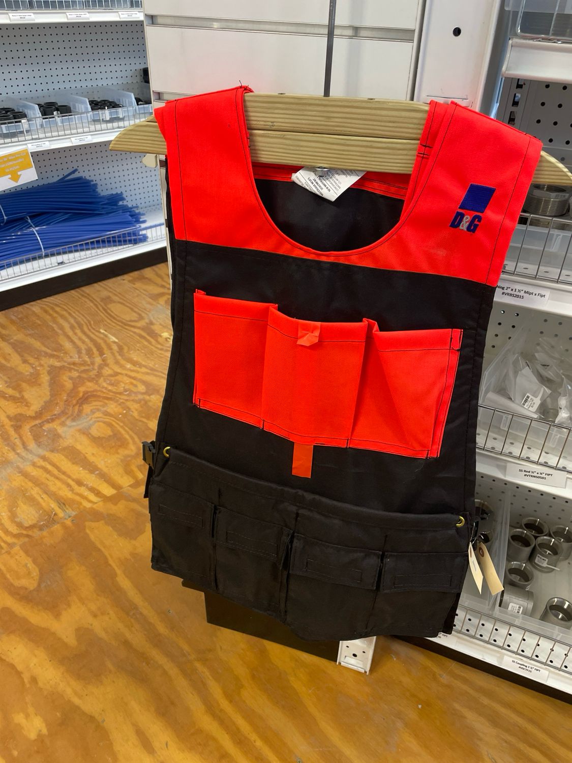 D&amp;G Tapping Vest