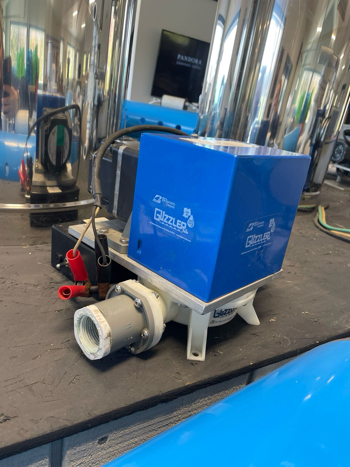 Used Single guzzler 24V 200-300 Taps