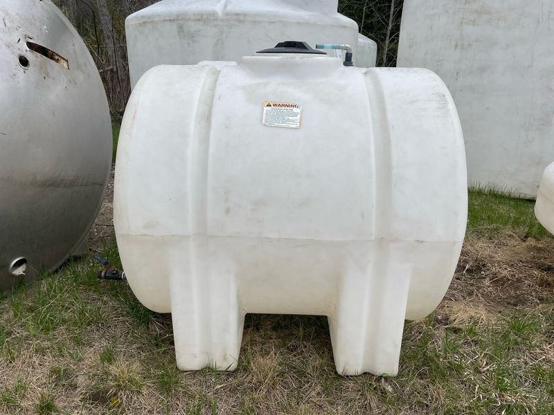 Used 225 Poly Truck Tank