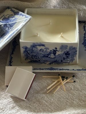 Stunning Vintage Covered Butter Dish/Line Dried Linen