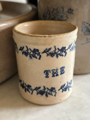 St Uze Pottery Tea Cannister
