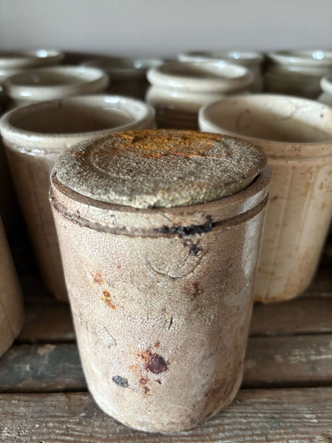 Crusty Crazed English Storage Pot/Lid