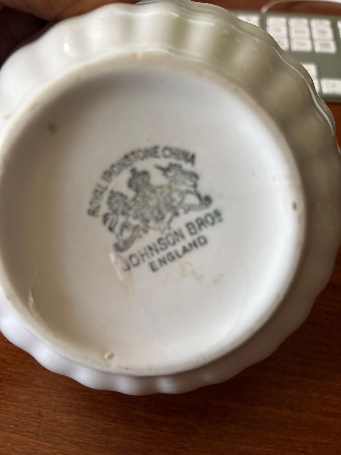 Resv’d Bitty Bowl/Butter Keep