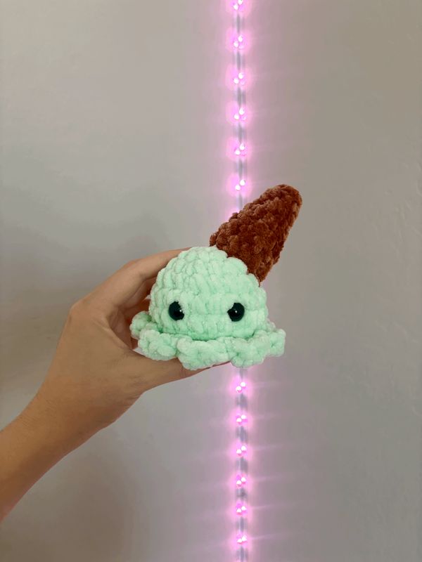 Mint Ice cream cone