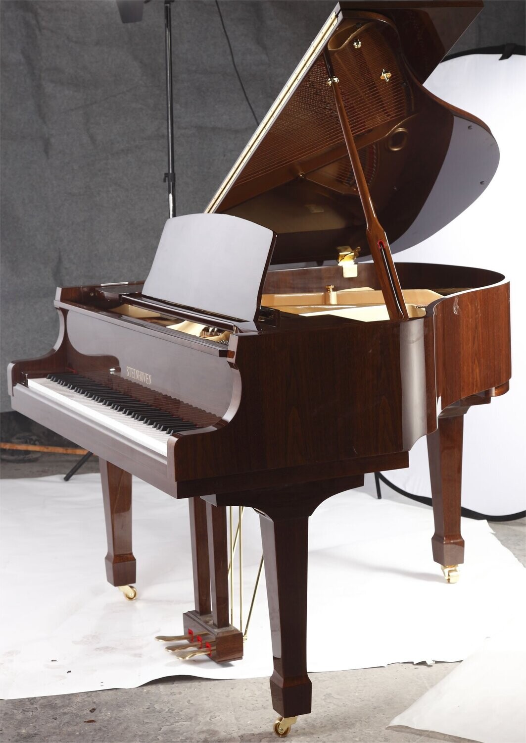 Steinhoven SG227 Grand Piano - Polished Walnut  (227cm, 7&#39;6&quot;)