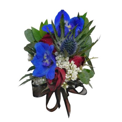 Touch of Elegance Boutonniere