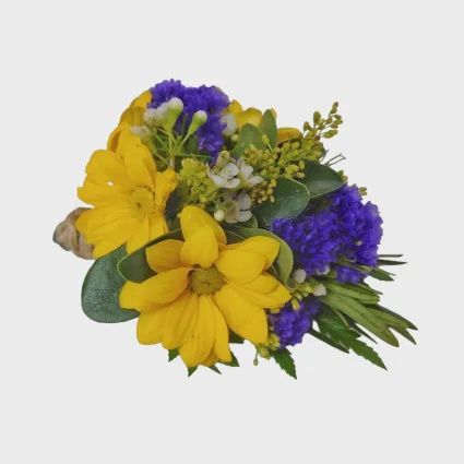Wild Daisies Corsage