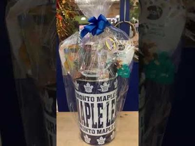 Ultimate Maple Leaf Fan Gift Basket