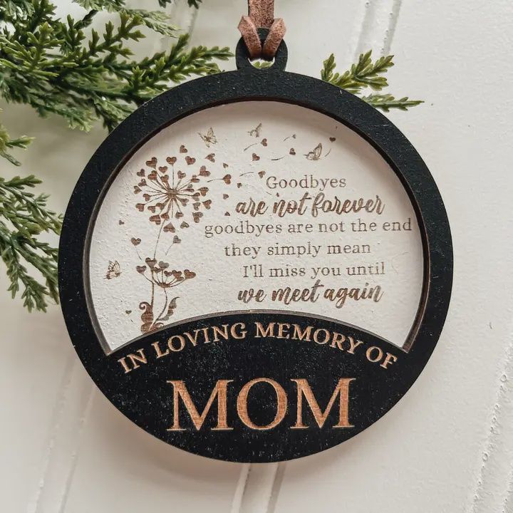In Loving Memory of Mom Ornament