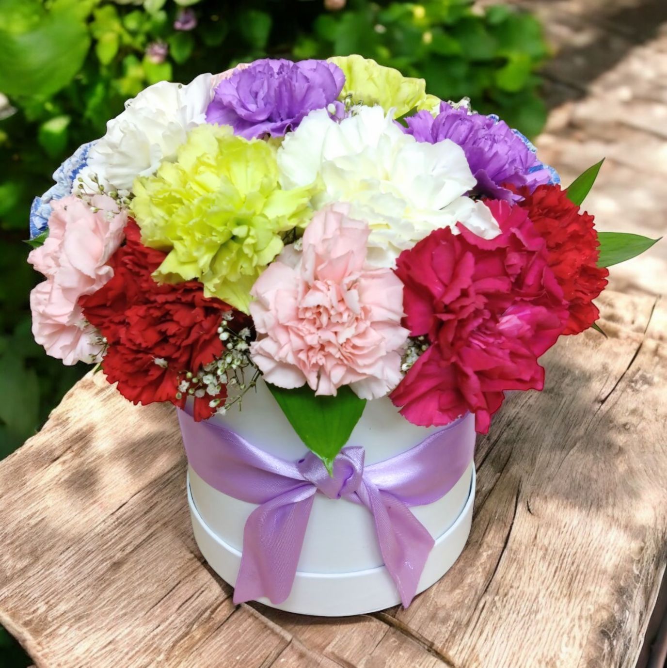 Galant Carnation Hatbox