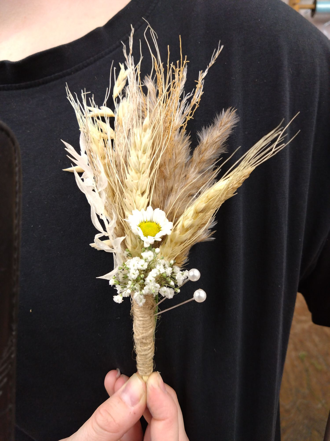Mini Daisie and Dried Boutonniere