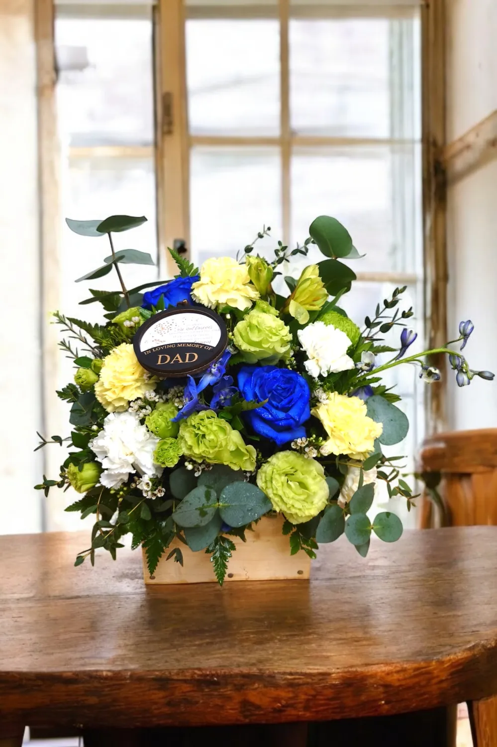 In Memory of Mom/Dad  Flower Box