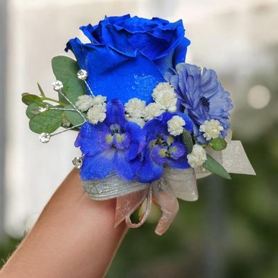 Saphire Corsage