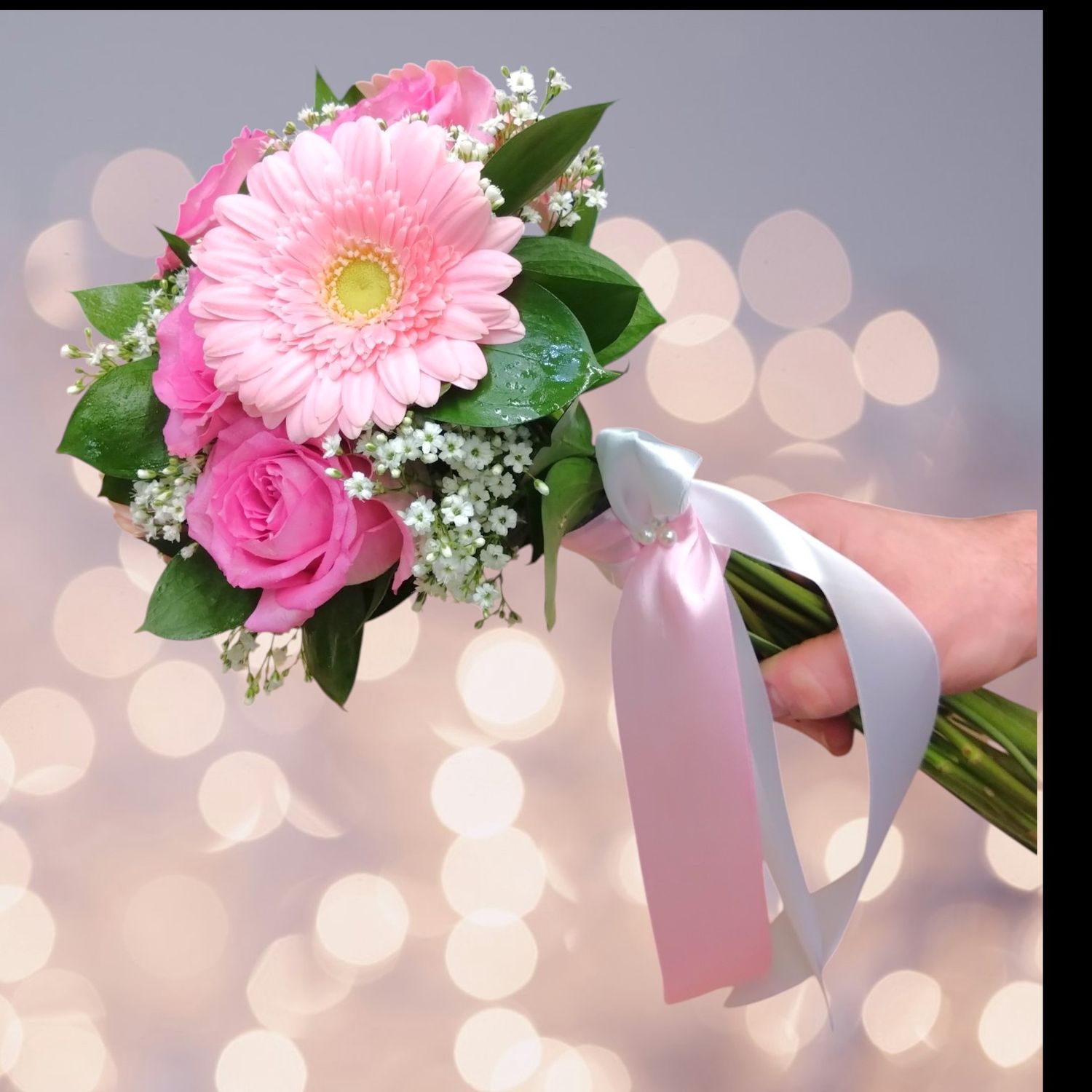 Gerbera Daisies Clutch Bouquet