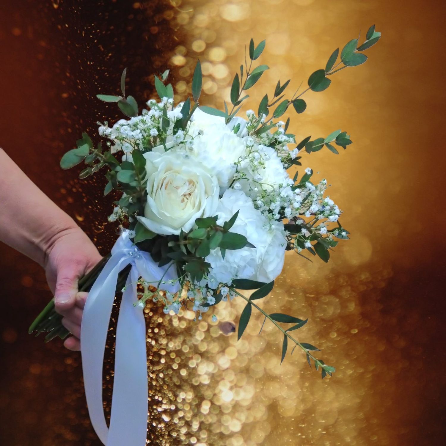 White Clutch Bouquet