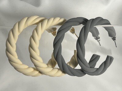 Twisted Hoop