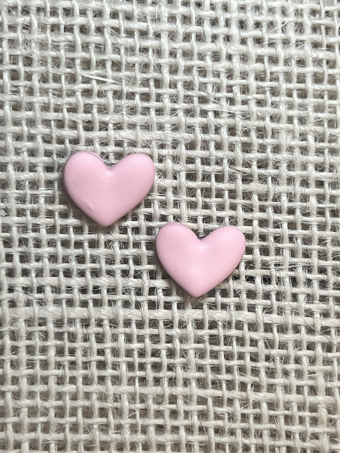 SHP002 Short heart studs