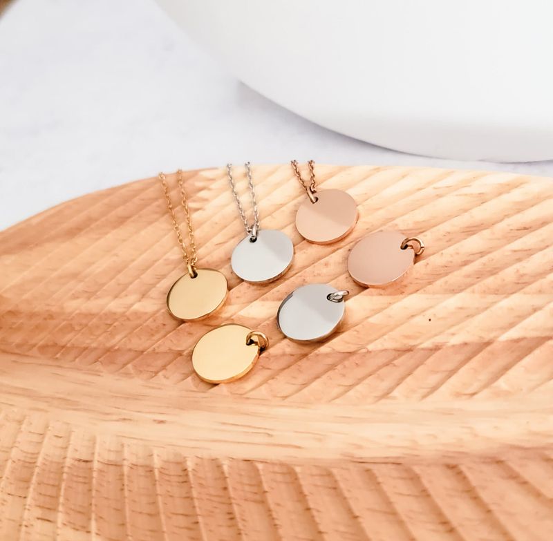 Small Circle Disk Pendant Necklace