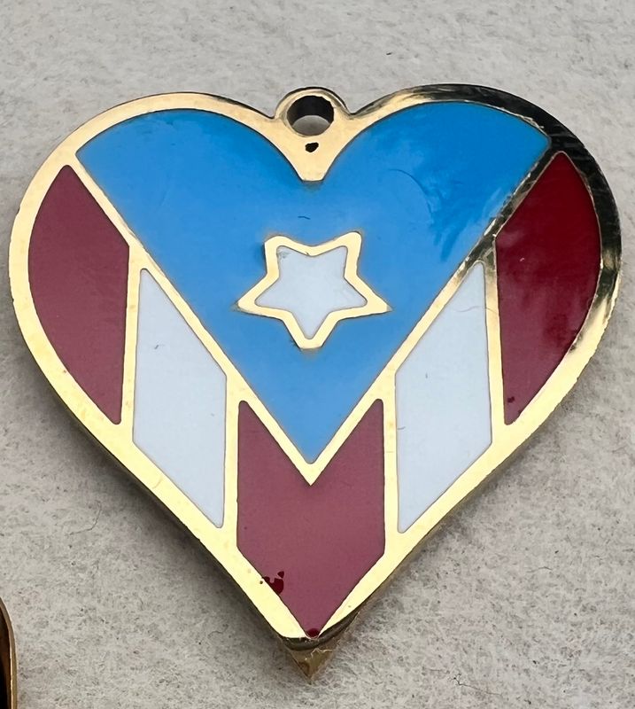 PR Heart Gold Flag