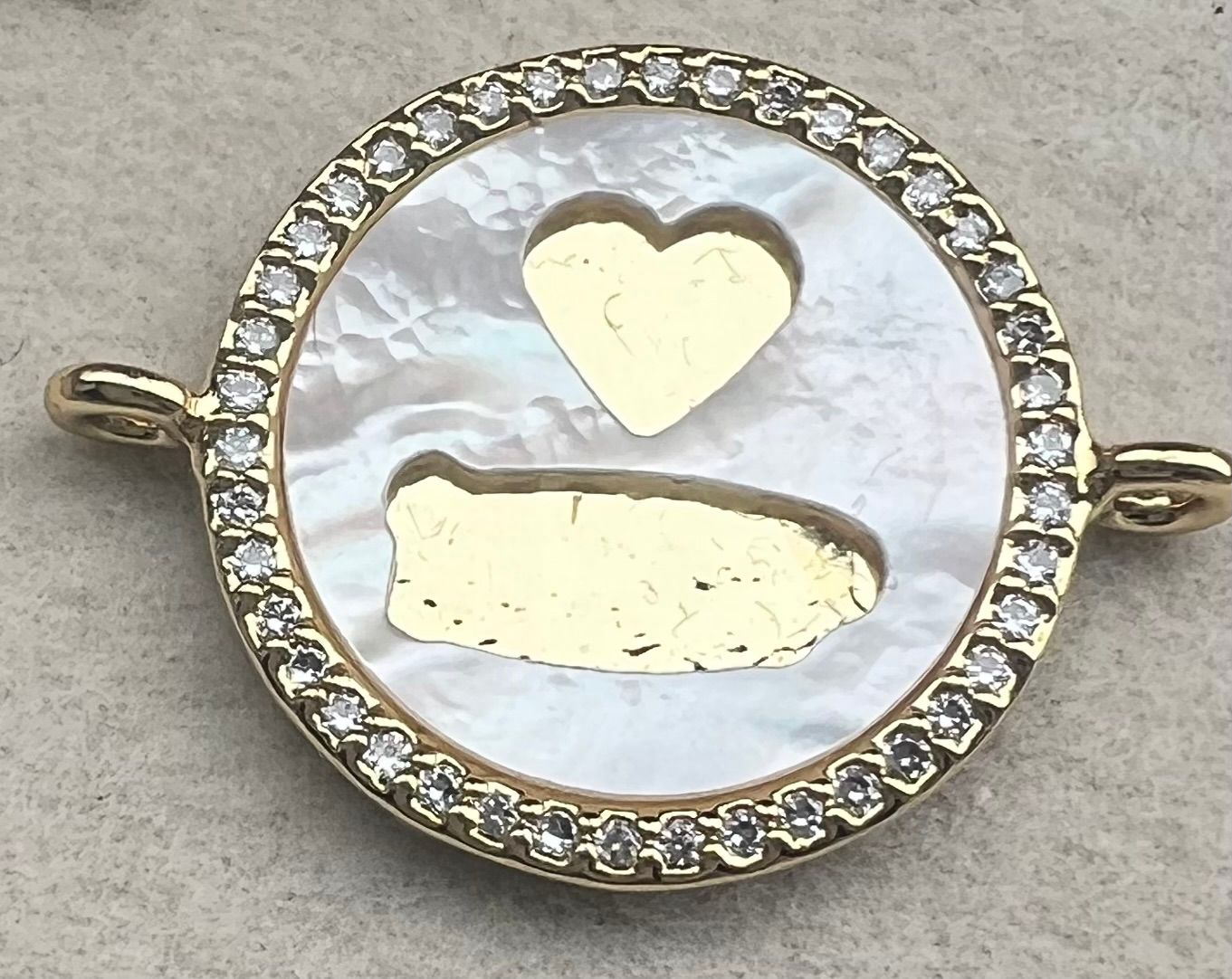 PR Mother of Pearl connector charm