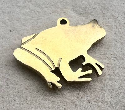 PR Small Frog (Coqui) Charm