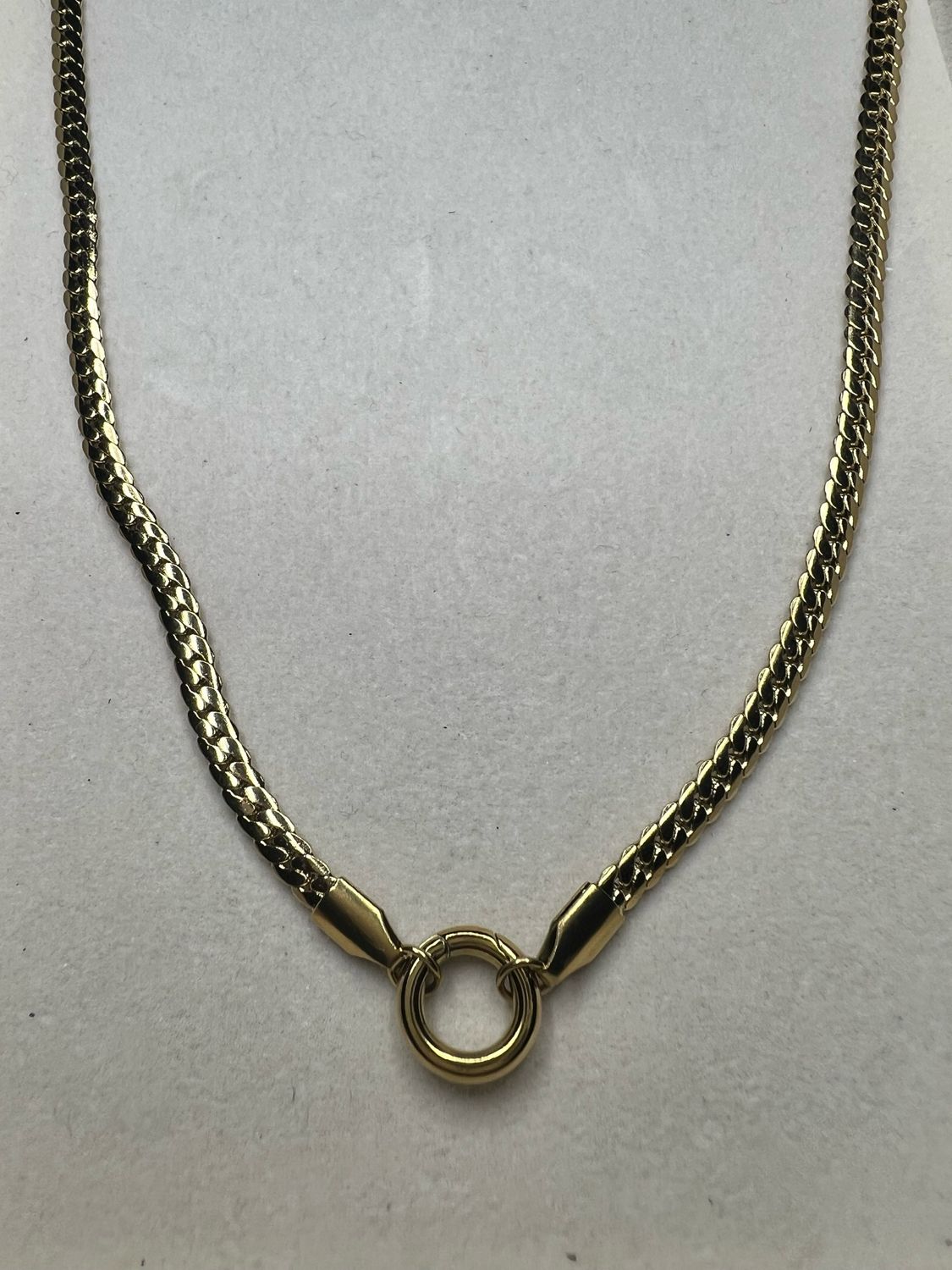 Curb chain