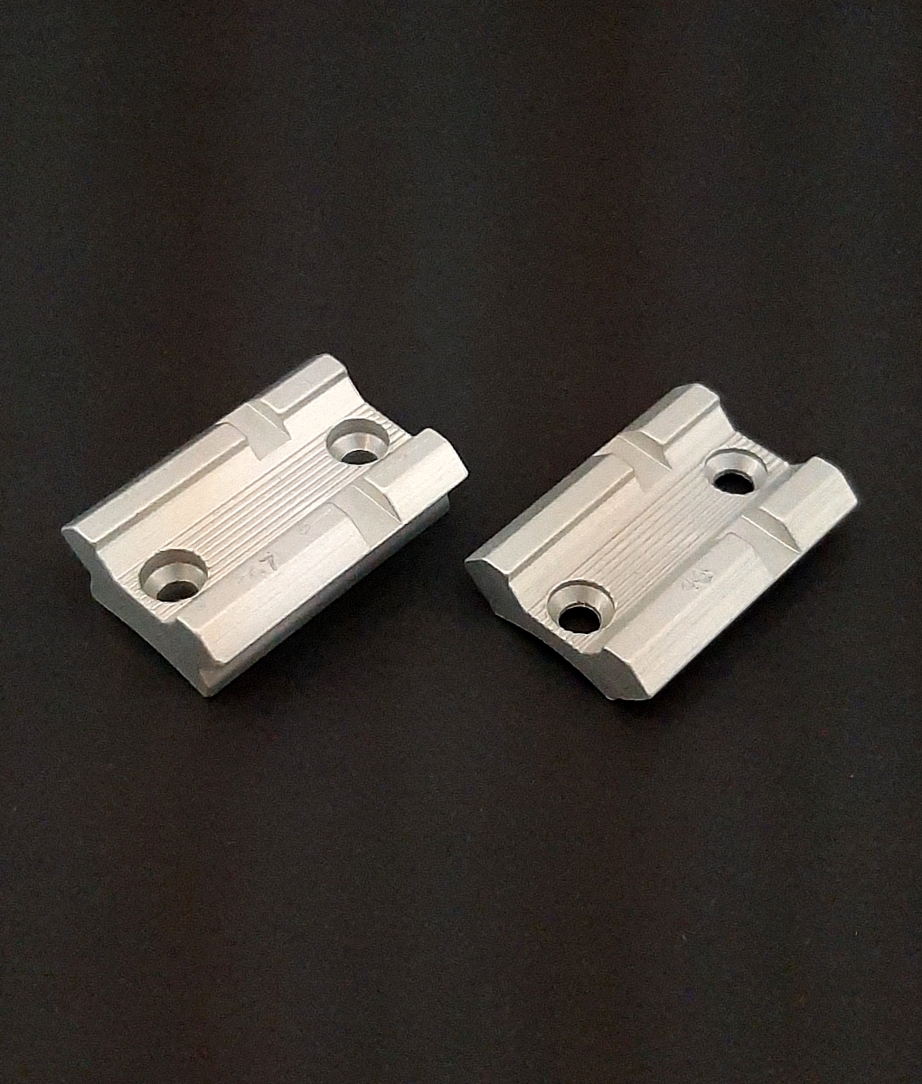 Weaver Aluminum Base Pair Silver 48467