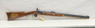 UG-18992 USED Thompson/Center Arms Flintlock 45 Cal w/ Accessories