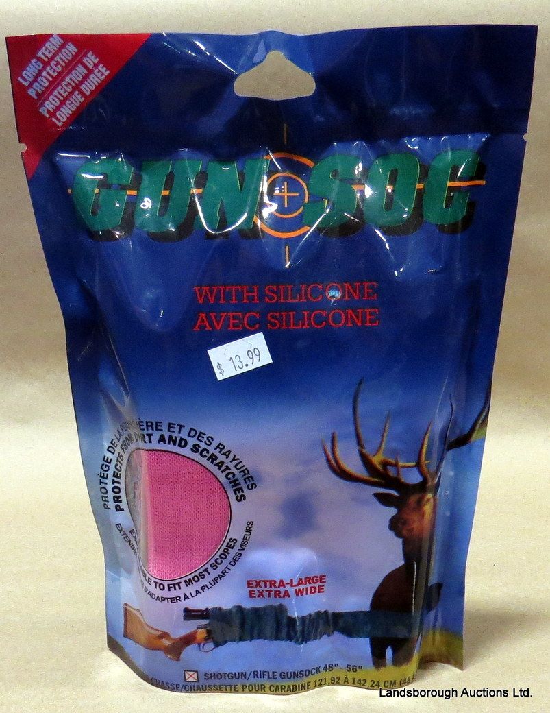 Triggers and Bows Gun Sock, Color: Pink