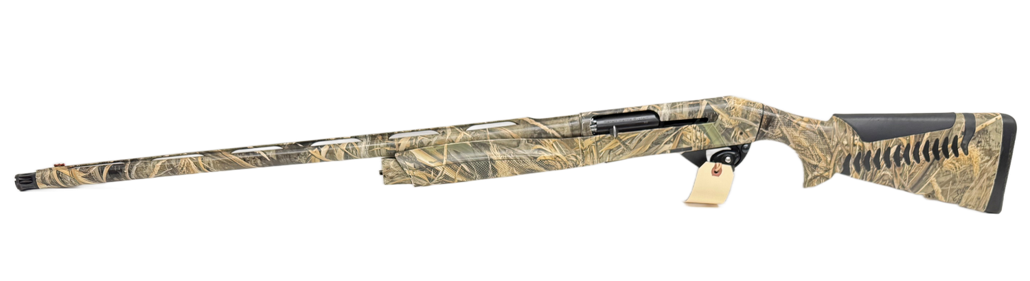 UG-20251 Used Benelli Super Black Eagle 3 12Ga 3.5" LH Semi Auto Shotgun 28" Barrel Max-5 Realtree